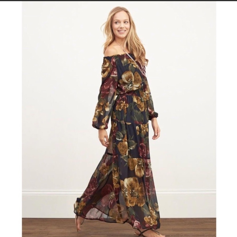EUC Abercrombie and Fitch Maxi Dress